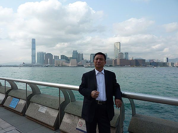 河北新宇宙：與科研機構合作研發(fā)移動警務室